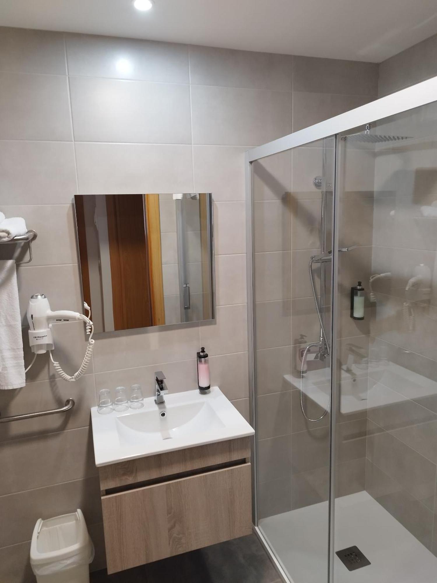 Hotel A Raina Ойя Экстерьер фото